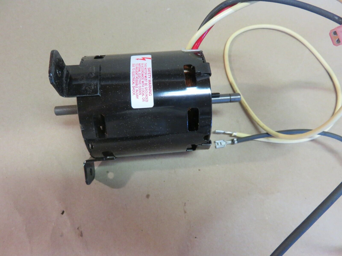 1/20HP Electric Motor 115/60/1 1.8A 3200/1