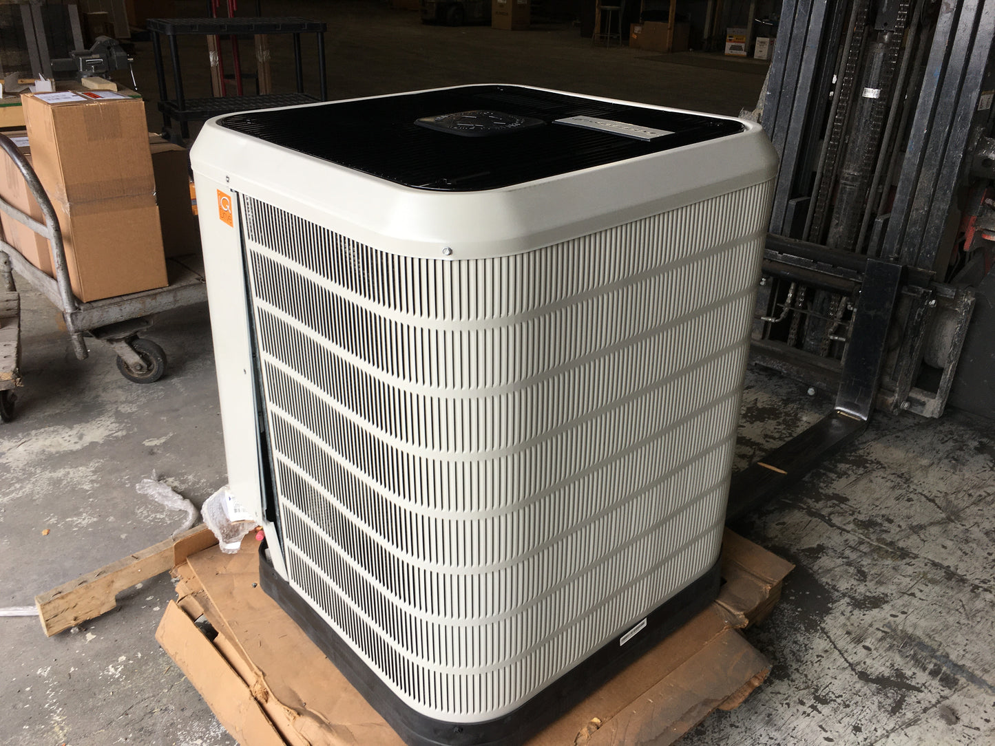 2 Ton Iq-Drive Split-System Air Conditioner, 24.5 Seer 208-230/60/1 R-410A