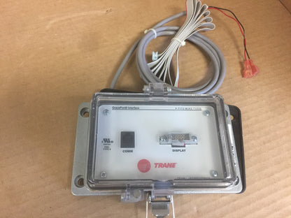 Carcasa de receptáculo Trane con GFCI, interruptor, LCD, DI, módulo