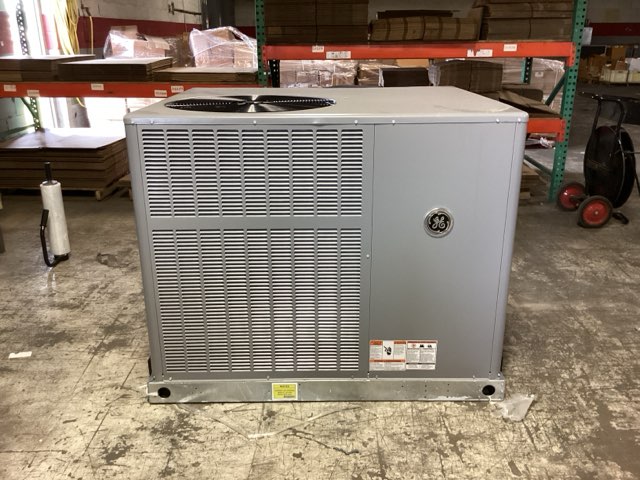 4 Ton Two-Stage Convertible Natural Gas/Electric Packaged Unit, 16 SEER, 208-230/60/1, R410A