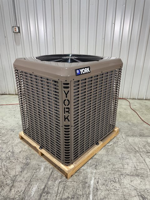 3.5 Ton 2-Stage Split-System Communicating Compatible Air Conditioner 208-230/60/1 R410A 14.3 SEER2