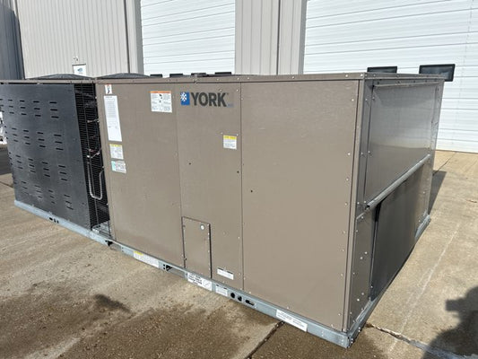 23 Ton Two-Stage Downflow Packaged Air Conditioning Unit, 11.3 EER, 460/60/3, R410A