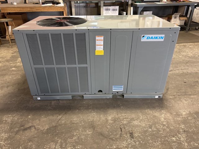 5 Ton Two-Stage Horizontal Packaged Air Conditioning Unit, 13.4 SEER2, 208-230/60/1, R410A