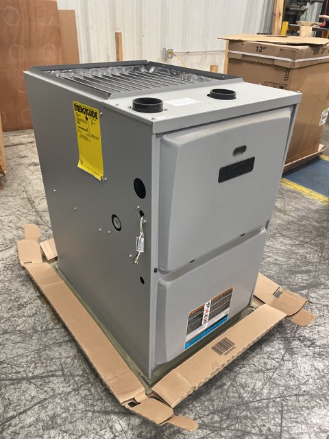 110,000 BTU Two-Stage Upflow/Horizontal ECM Variable Speed Gas Furnace 96% AFUE 120/60/1 CFM: 1955