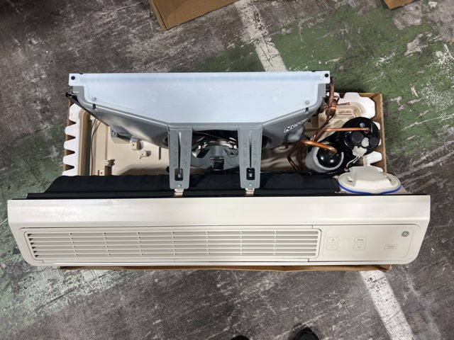 14,900 BTU Packaged Terminal Air Conditioner with 1.96-4.8 KW Heat, 208-230/60/1, R-410A