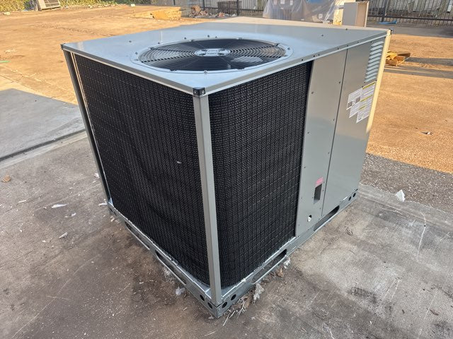 5 Ton 1-Stg Horizontal Natural Gas/Electric Packaged Unit, 95%, 13.4 SEER2, 208-230/60/1, R410A