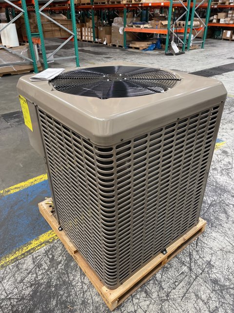 2.5 Ton Single Stage LX Series Split-System Heat Pump; 14 SEER, 208-230/60/1, R-410A