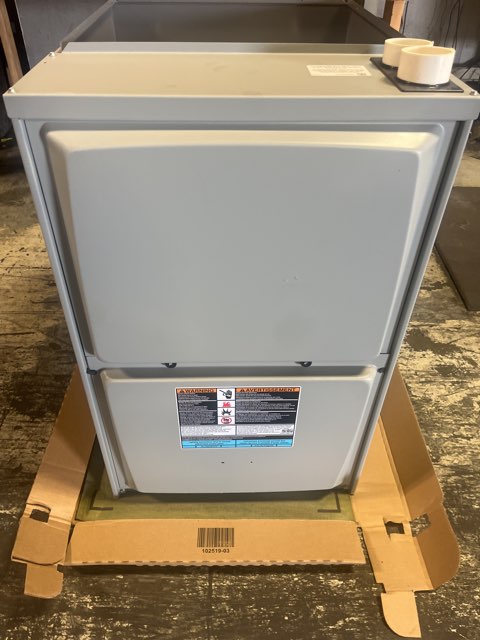 110,000 BTU Single-Stage Downflow ECM Variable Speed Gas Furnace 95% AFUE 120/60/1 CFM: 2185