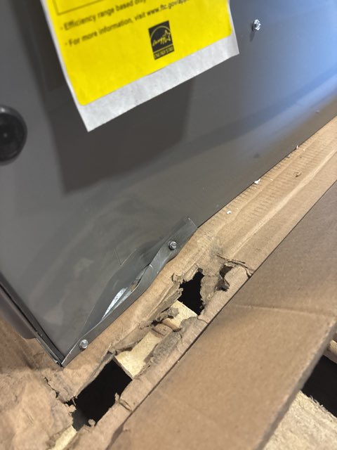 84,000 BTU 3-Stg Modulating Upflow ECM Var Spd Communicating Gas Furnace 98.1% 115/60/1 CFM: 1313