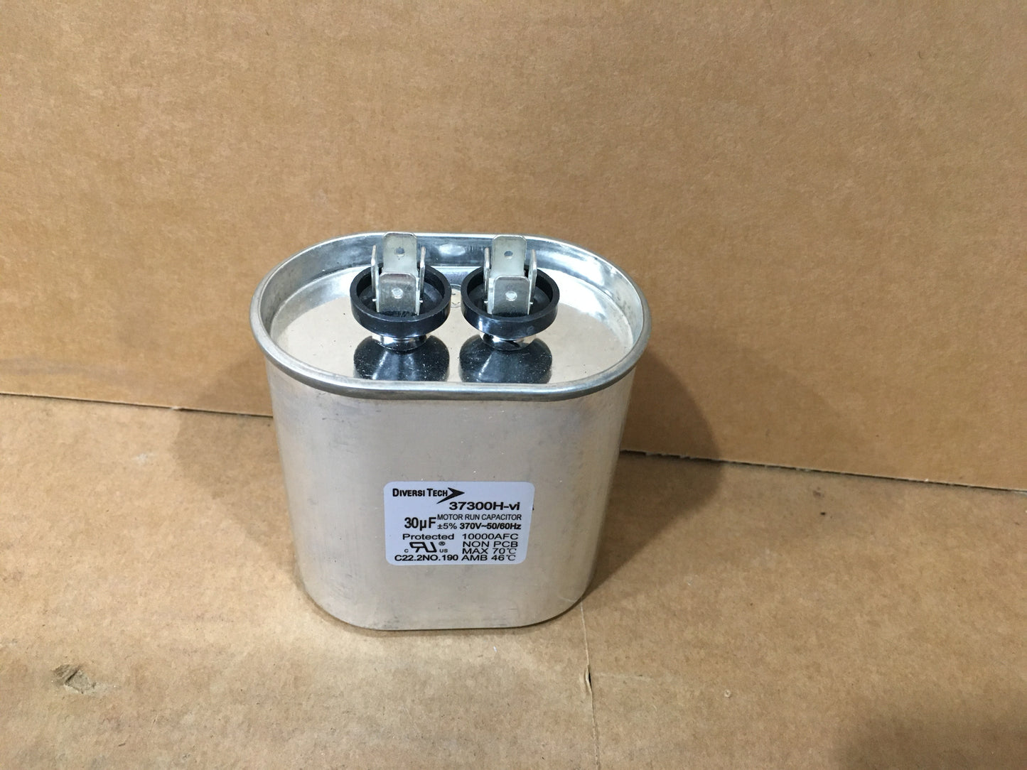 30 UF  x 370V Motor Run Capacitor 50/60Hz