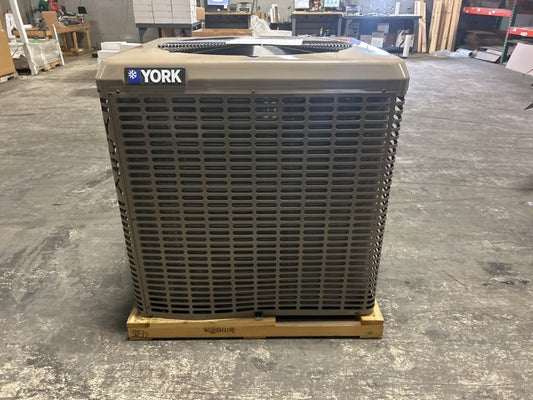 3.5 Ton LX Series Split-System Heat Pump; 16 SEER, 208-230/60/1, R-410A