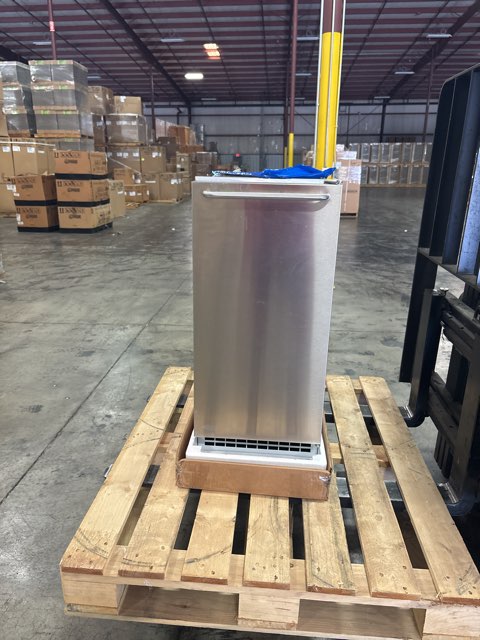 26 lb Stainless Steel Undercounter Ice Maker, 115 Volt