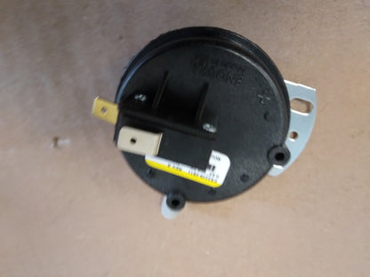 Pressure Switch .63 WC 125/250 Volt 3 Amp