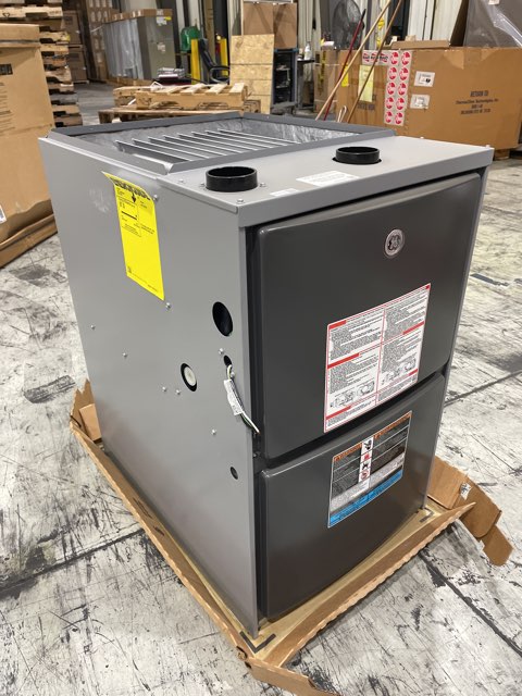 88,000 BTU Modulating Upflow/Horizontal ECM Variable Speed Gas Furnace 97% AFUE 120/60/1 CFM: 1295