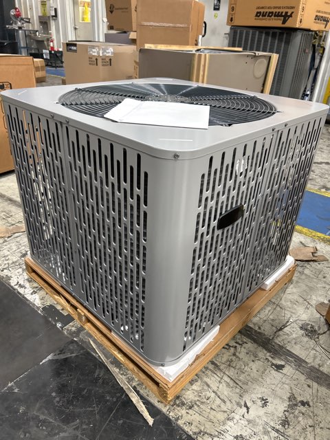 3.5 Ton Single-Stage Split-System Air Conditioner 208-230/60/1 R410A 13.4 SEER2