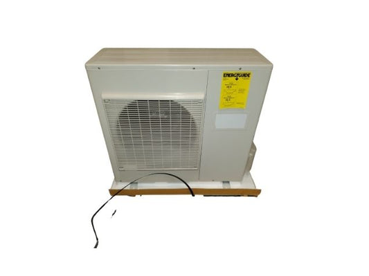 Unidad de bomba de calor minisplit para exteriores con inversor de zona única de la serie "Classic Plus" de 24 000 BTU,