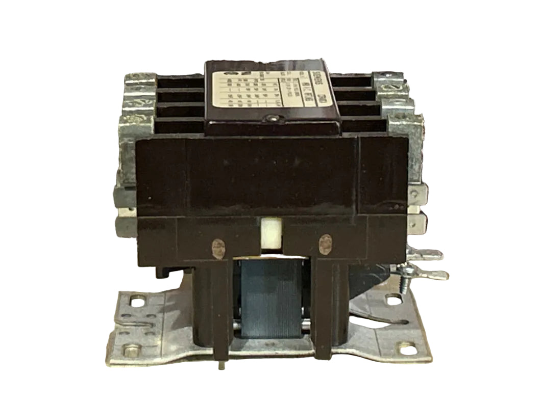 24 V, 50/60 Hz, 40 Amps 4 Pole Contactor