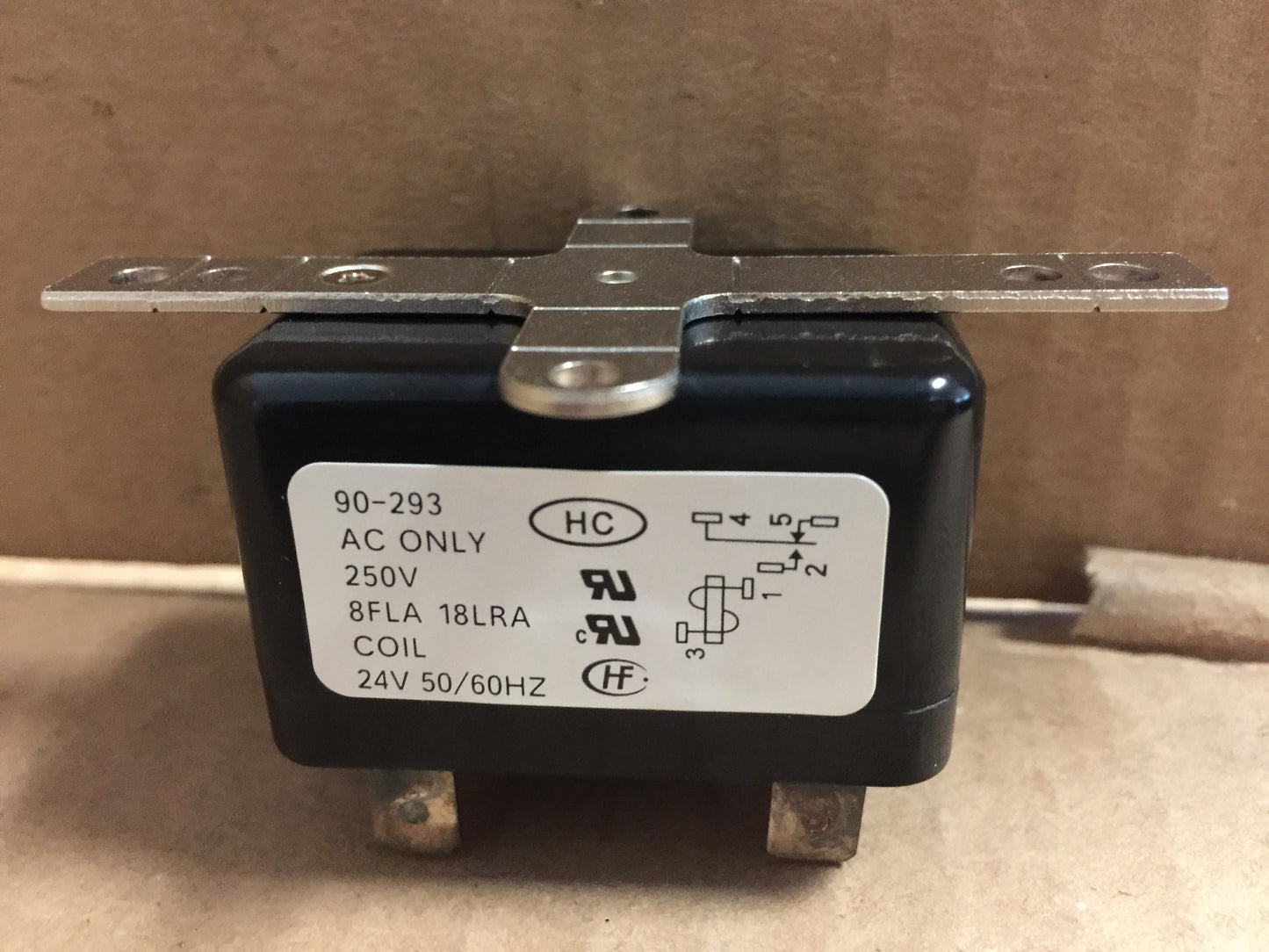 Fan Relay; 24Vac, SPDT, 50/60Hz, AC Only, 18 Lra, 8 Fla