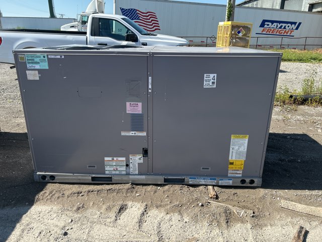 8.5 Ton Two-Stage Convertible Natural Gas/Electric Packaged Unit, 11 EER, 208-230/60/3, R410A