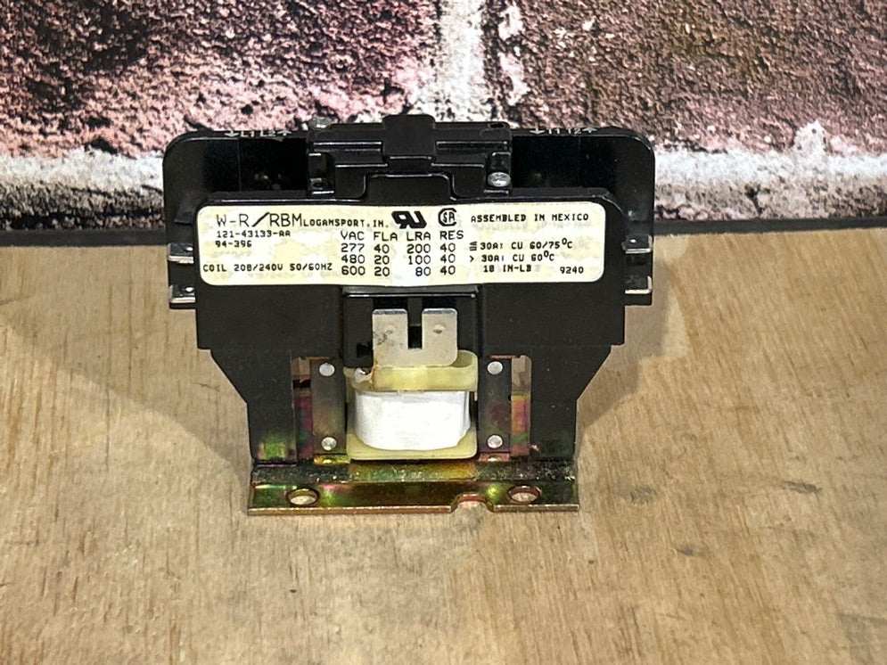 208/240 V, 50/60 Hz, 40 Amps 1 Pole Contactor