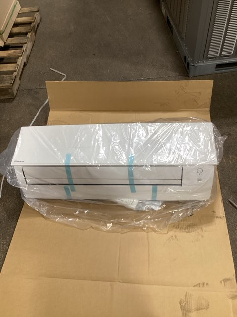 18,000 BTU Single-Zone Indoor Inverter Heat Pump Mini Split Unit, 18.5 SEER 208-230/60/1 R-410A