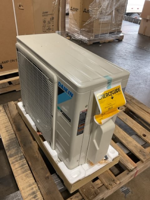 9,000 BTU Single-Zone Outdoor Inverter Heat Pump Mini Split Unit, 20 SEER2 208-230/60/1 R-410A