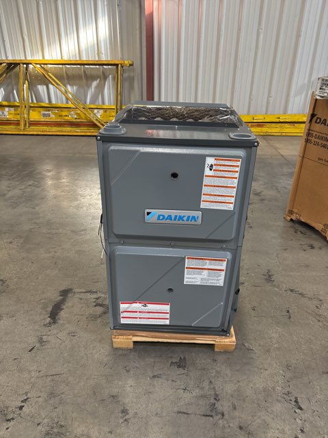 100,000 BTU Low NOx 2-Stg Upflow/Horizontal ECM Multi Speed Gas Furnace 96% 115/60/1 CFM: 2000