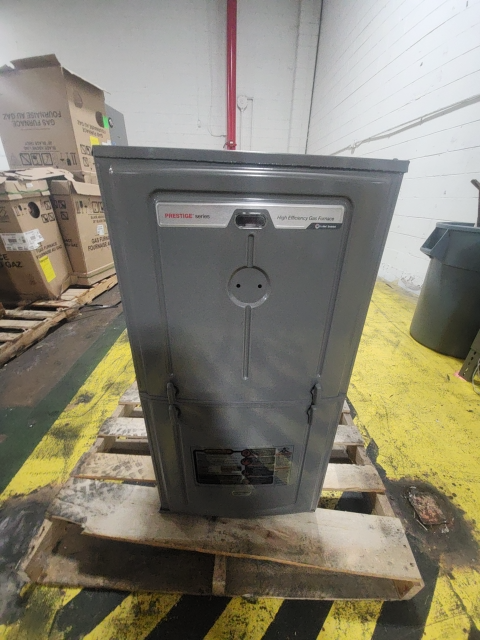 70,000 BTU Low NOx Modulating Upflow ECM Var Spd Communicating Gas Furnace 98% 115/60/1 CFM: 1109