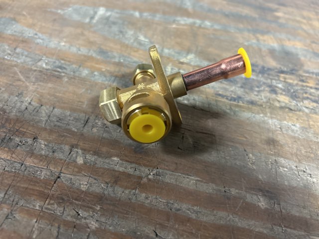 3/8" Brass Service Valve Quick Connect Refrigerant Fitting