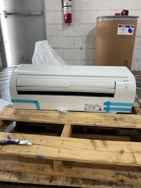 9,000 BTU Single-Zone Indoor Inverter Heat Pump Mini Split Unit, 18 SEER 208-230/60/1 R-410A