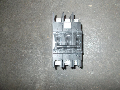 3 Pole 27.7 Amp 209 Multi-Pole" Series Hydraulic Magnetic Circuit Breaker Protector 240/50-60/1 Or 3