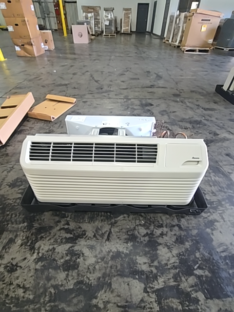 12,000 BTU Packaged Terminal Air Conditioner with 5 KW Heat, 208-230/60/1, R410A