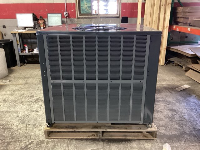 4 Ton Two-Stage Convertible Natural Gas/Electric Packaged Unit, 15 SEER2, 208-230/60/1, R410A