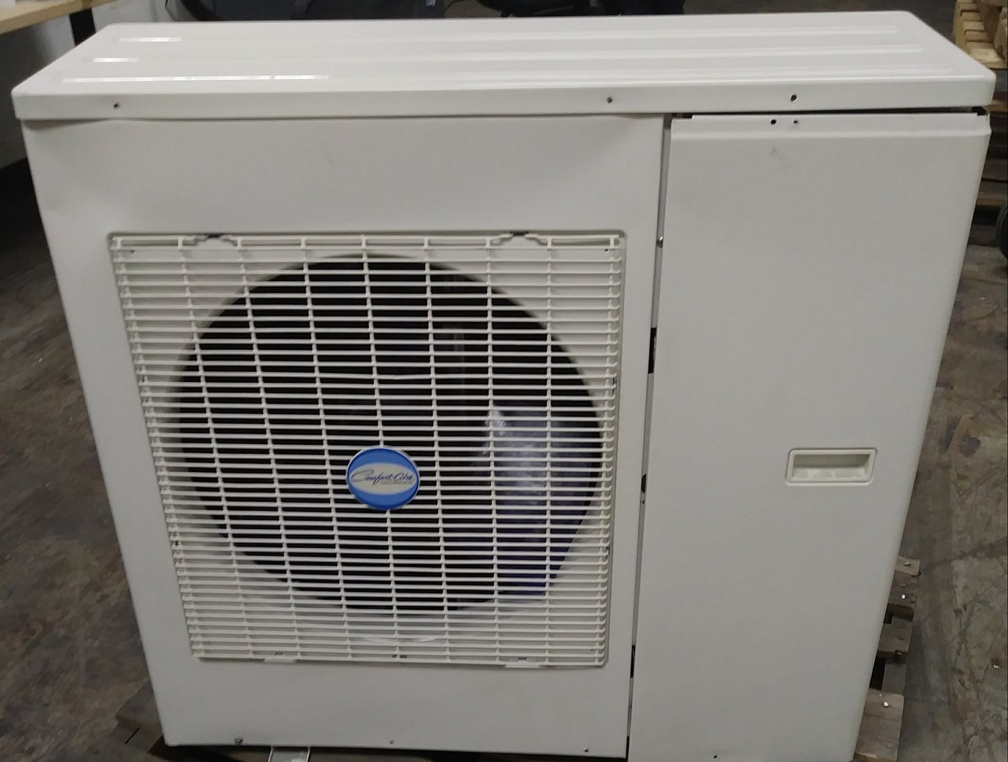 2 Ton Single-Zone Outdoor Mini-Split Heat Pump Unit, 13 Seer 208-230/60/1 R-410A