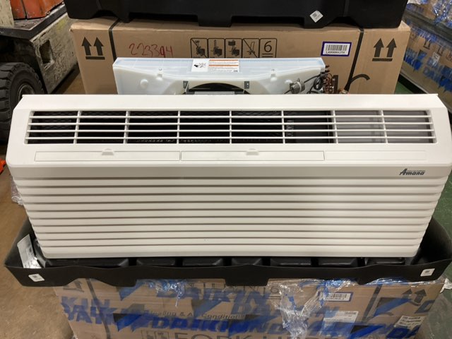 7,000 BTU Packaged Terminal Heat Pump with 5 KW Heat, 208-230/60/1, R-410A
