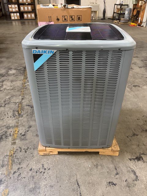 1.5 Ton Split-System Heat Pump 208-230/60/1 R410A 16 SEER