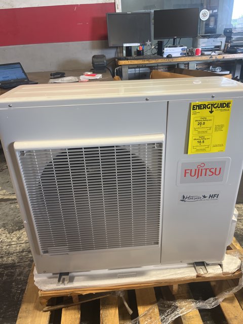 Unidad de bomba de calor minisplit para exteriores de una sola zona de 1-1/2 tonelada, 20 SEER 208-230/60/1 R-410A