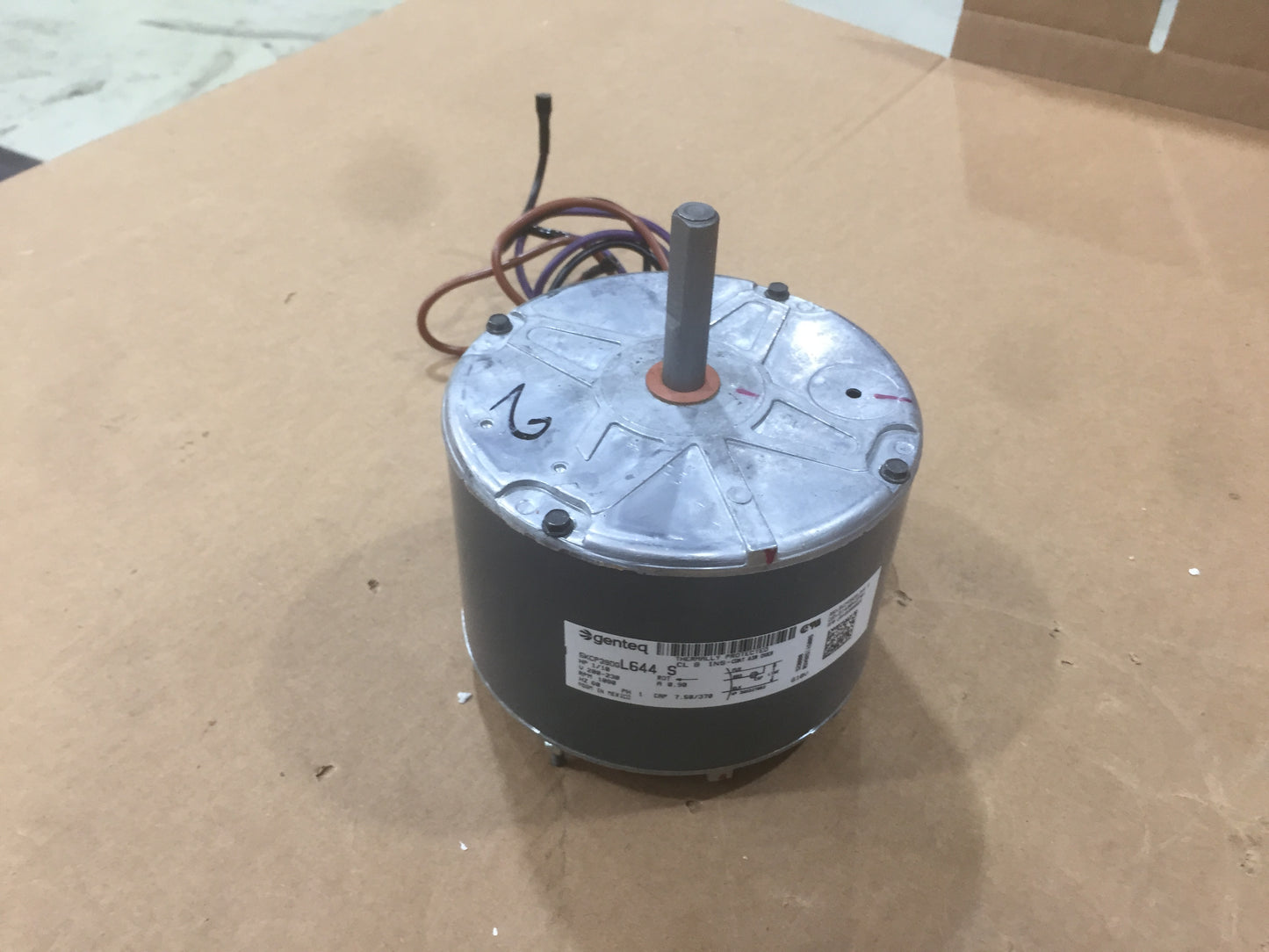 Motor de 1/10 HP, 200-230/60/1, 1080 RPM, 1 velocidad