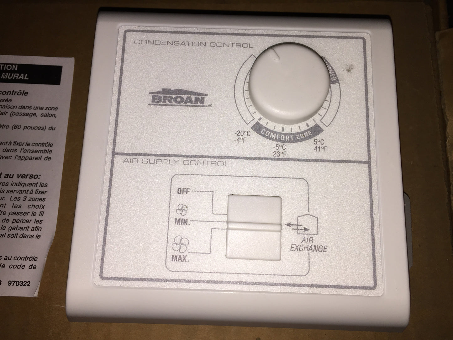 CONTROL CENTRAL DE PARED BÁSICO DE 24 VOLUMEN CON DESHUMIDIFICADOR