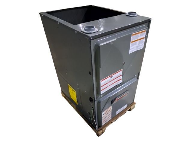 100,000 BTU Low NOx 2-Stage Down/Horz ECM Var Spd Comm Compatible Gas Furnace 96% 115/60/1 CFM: 2000