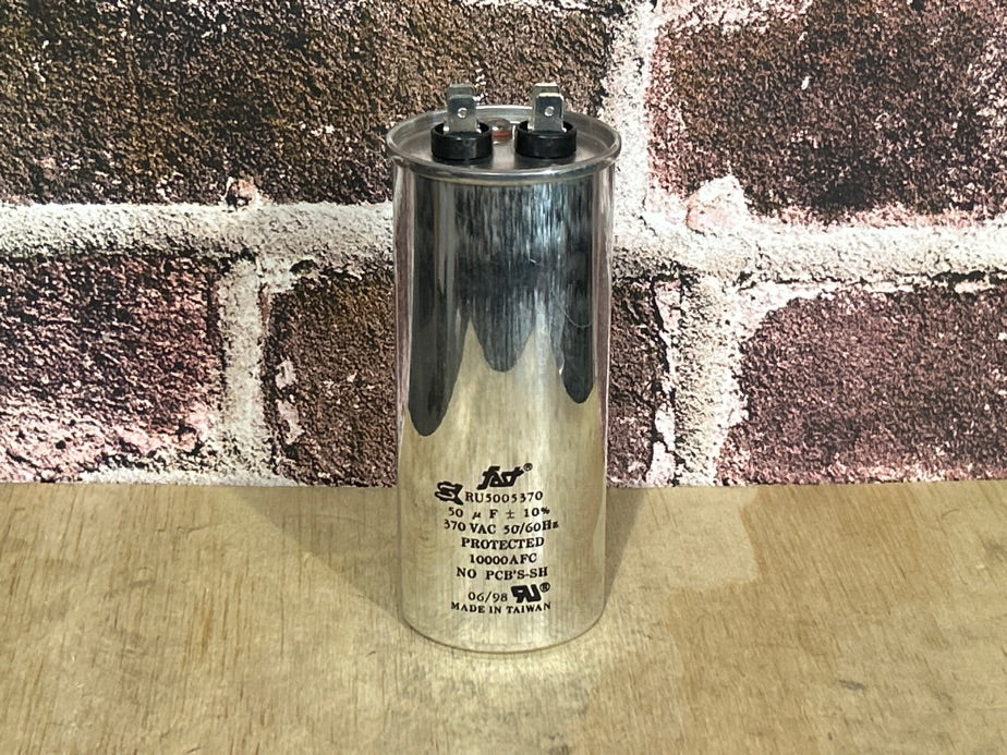 370 Vac, 50MFD 50/60 Hz, Round Capacitor