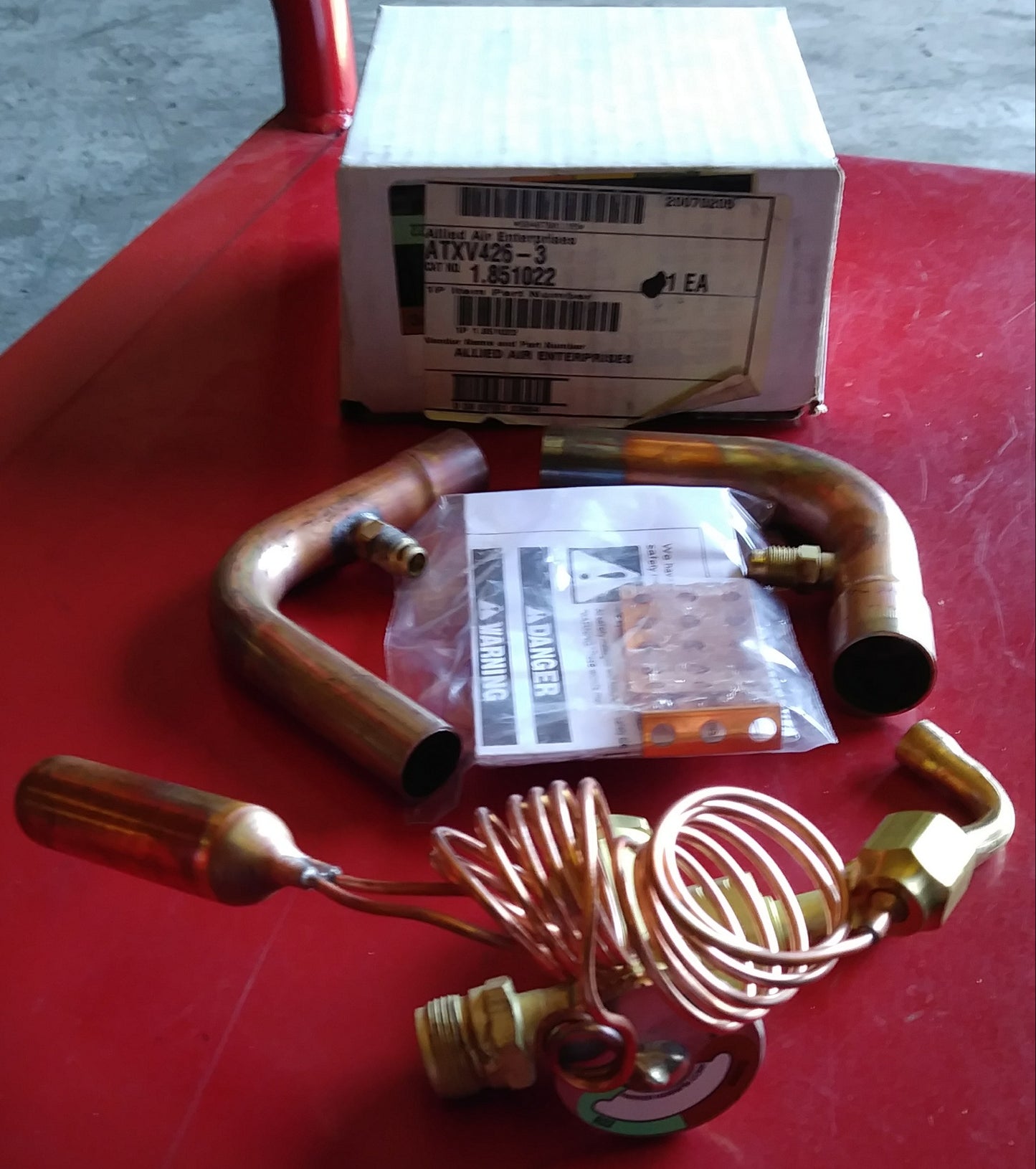 Kit de válvula de expansión termostática ajustable de 2-1/2 toneladas con válvula de retención interna y puerto ecualizador ODF de 1/8" R22/R407C