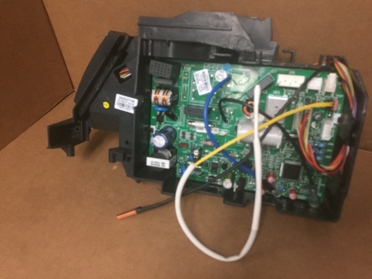 Caja de subconjunto eléctrico 20202277