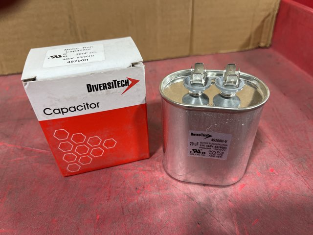 440 Vac, 20MFD 50/60 Hz, Oval Capacitor