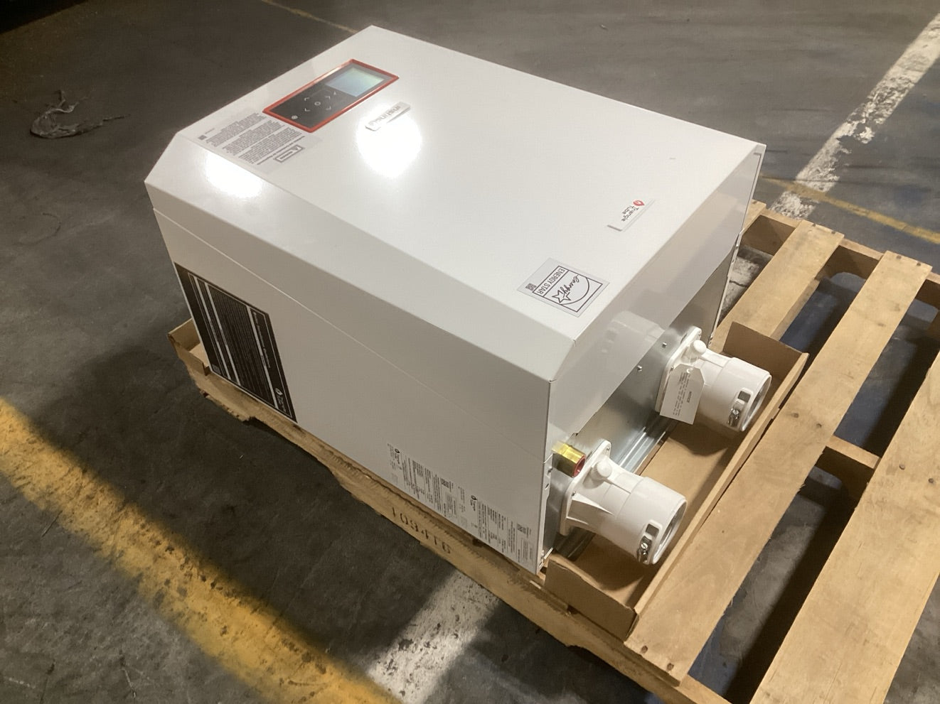 155,000 BTU Condensing Natural Gas Hot Water Boiler 95% AFUE, 120/60/1