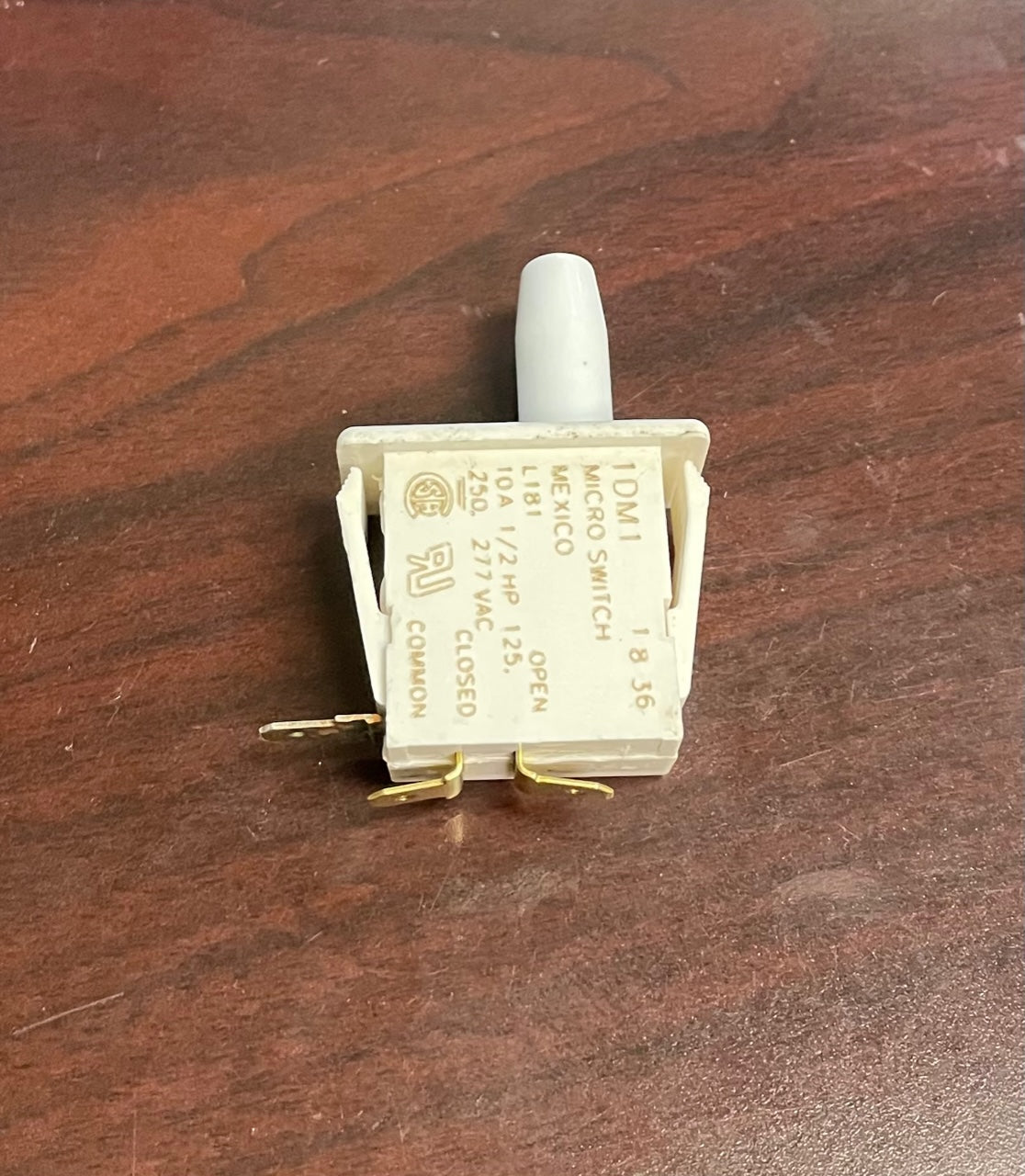 Microinterruptor de 10 amperios, 277 V CA