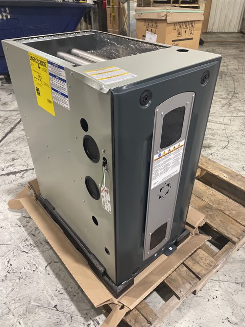 40,000 BTU Two-Stage Downflow ECM Variable Speed Gas Furnace 96% AFUE 120/60/1 CFM: 1350