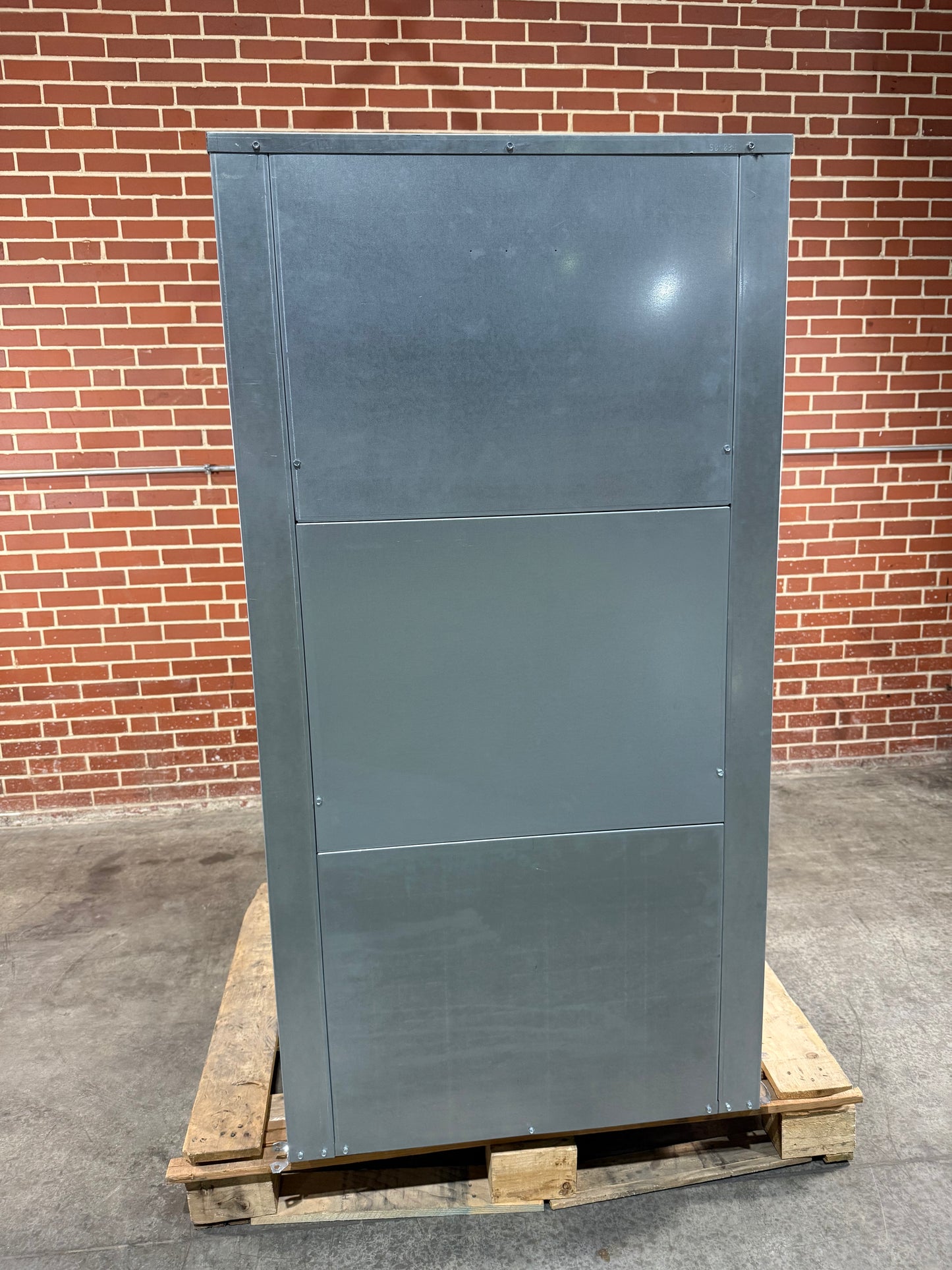 8 Ton Two-Stage PSC Vertical Geothermal Heat Pump 460/60/3 R410A 20.6 EER