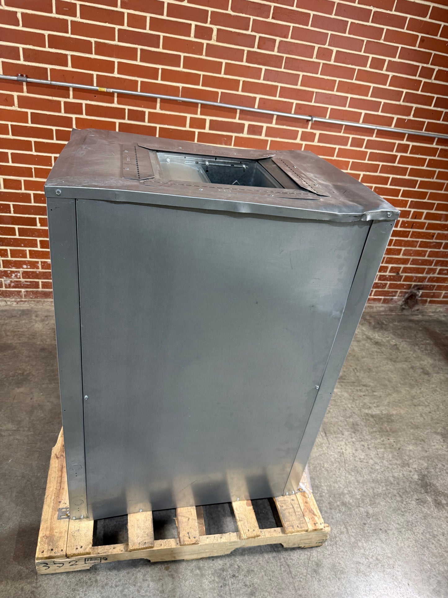 4 Ton Two-Stage ECM Counterflow Geothermal Heat Pump 208-230/60/1 R410A 19 EER