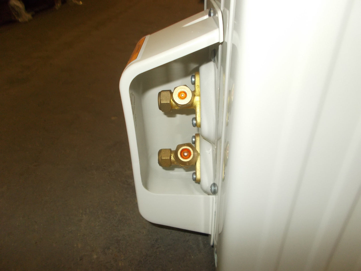 Unidad de bomba de calor minisplit para exteriores de una sola zona de 1 tonelada, 20 SEER 208-230/60/1 R-410A
